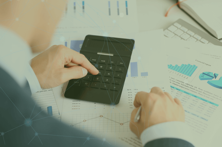 Cuentas, calculadora y dinero