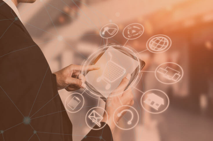 Política de uso de tecnología y herramientas de ventas