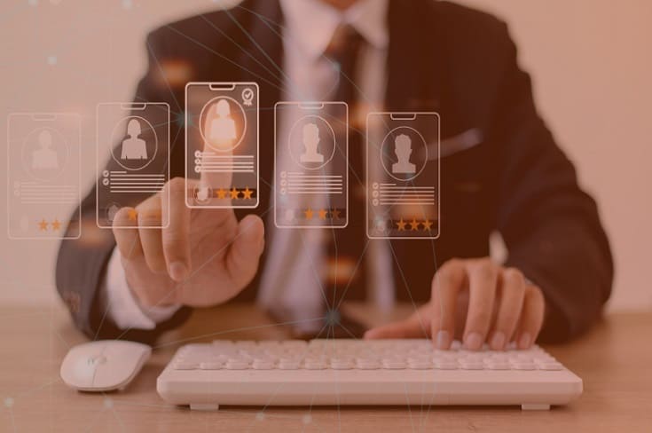 Política de contratación, promoción y verificación de antecedentes