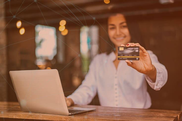 Política para el manejo de tarjetas de crédito corporativas